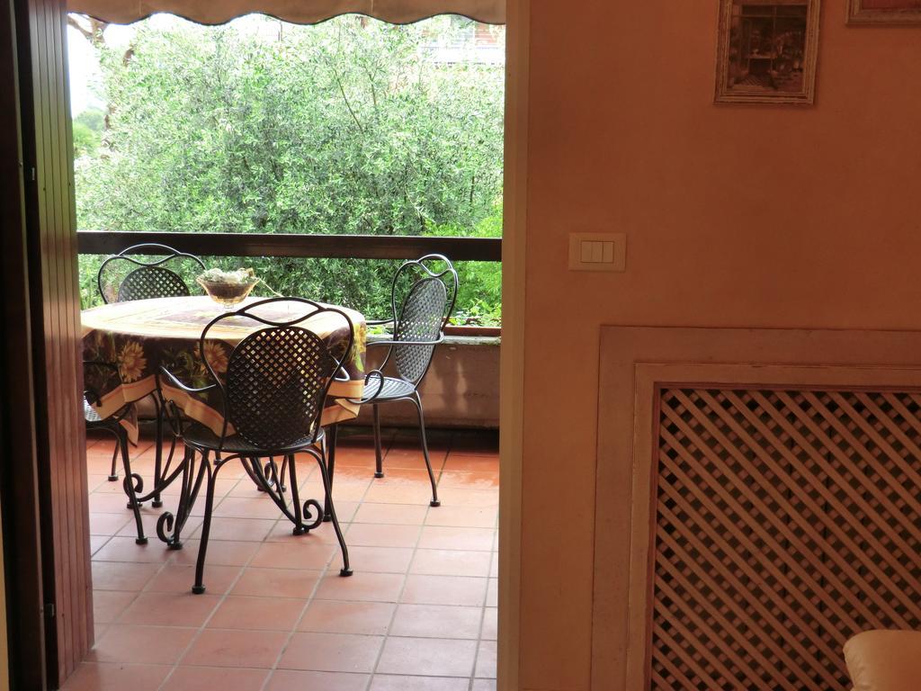 Doctor House Desenzano Lejlighed Desenzano del Garda Eksteriør billede